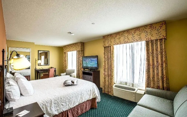 Hampton Inn & Suites Sacramento-Elk Grove Laguna
