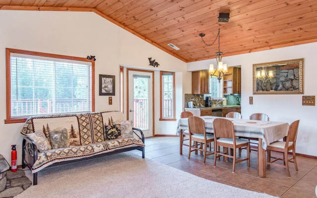 14029 Northwoods Blvd Home