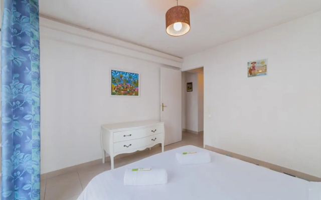 Le Mazarin Apartment 2