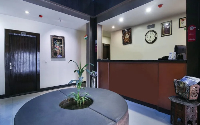 Capital O 4012 Hotel Agra Cantt