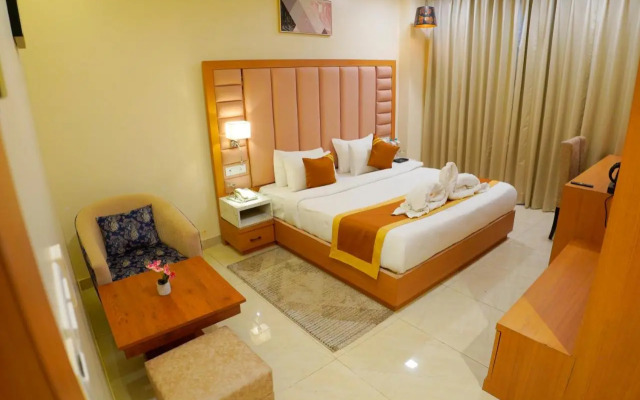 Hotel Cheer Royale