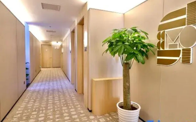 Homeinn · neo (Shanghai Dishui Lake Lingang Laolu Highway)
