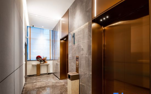 Shenyang Changbai island Atour Hotel