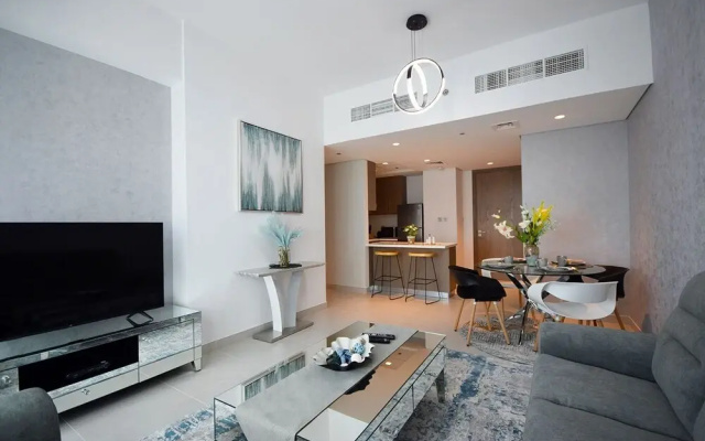 Montrose Residence