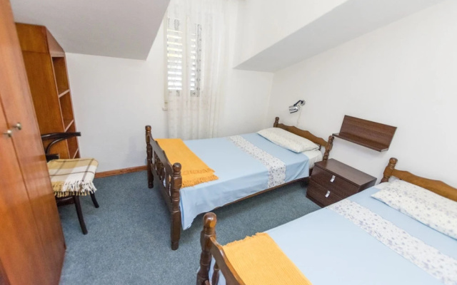 Apartments Maja