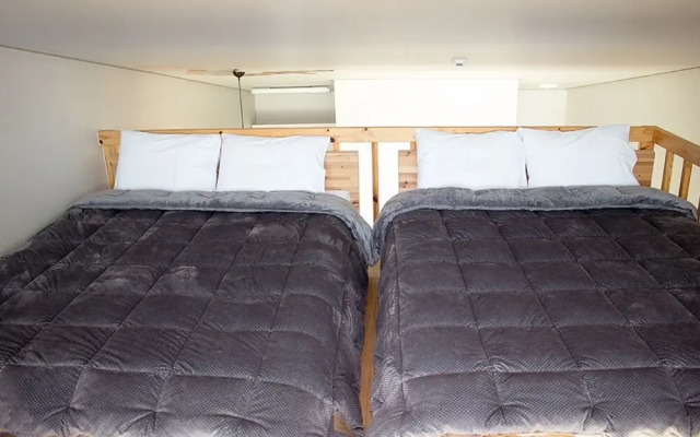 Jeju Sangchune Pension And Guest House