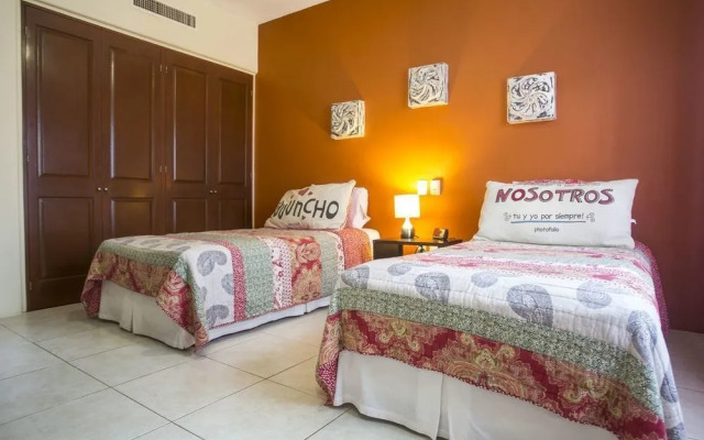Luna Maya condo free access to Beach club