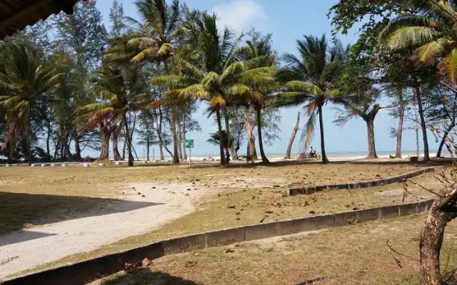 Hotel Sudara Beach Resort