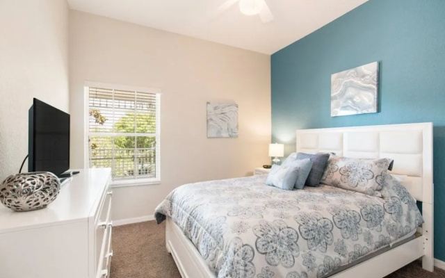 Bahama Bay 806