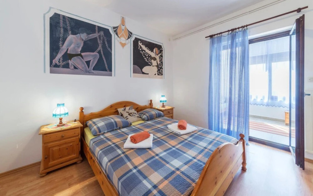 Stunning Apartment in Pula With Wifi and 3 Bedrooms