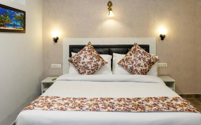 Click Sunburry Hotel Srinagar