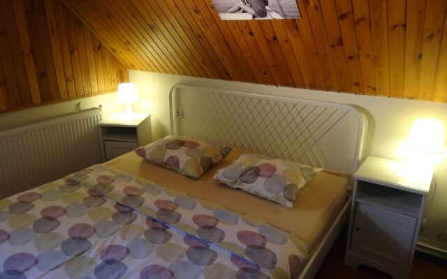 Отель Rosemary's Hostel Польша, Познань - отзывы, цены и фото номеров - забронировать отель Rosemary's Hostel онлайн вид на фасад