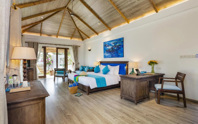 Stelia Beach Resort