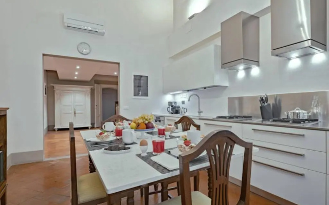 Palazzo Aldobrandini - Prestigious Historic Residence