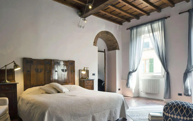 A Few Steps to The Duomo Perfect 1BD Apt