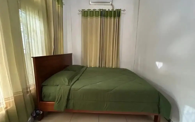 Four-G Homestay