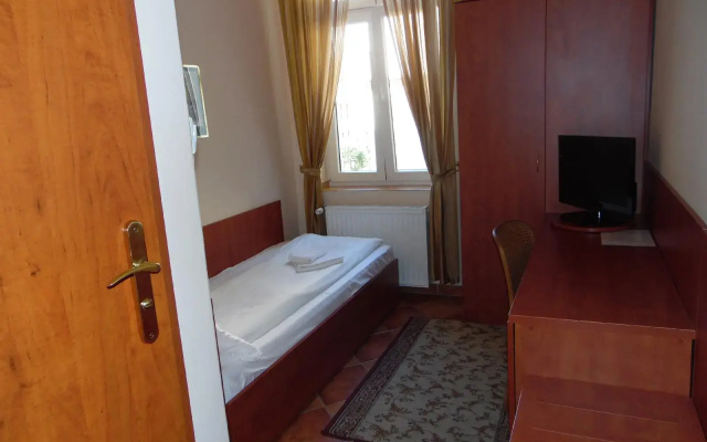 Hotel Villa Antares
