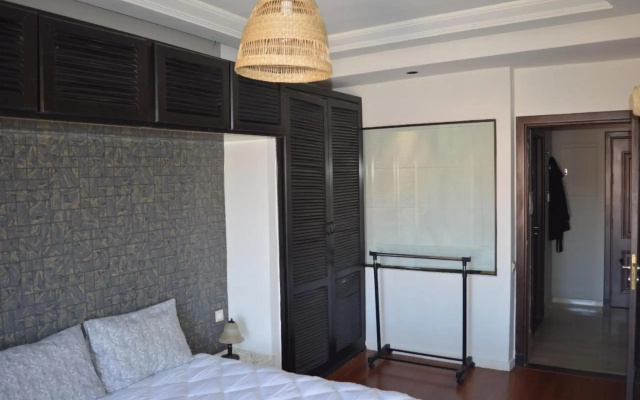 Bagatelle House