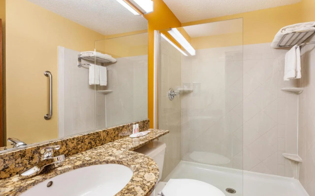 Microtel Inn & Suites by Wyndham Verona