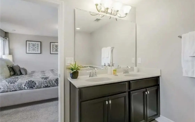 5180-5-oa-spectacular Pool and spa