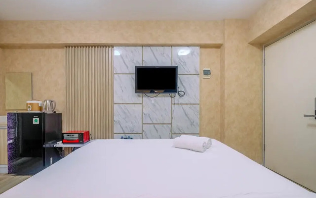 Elegant Studio (No Kitchen) Apartment at Green Bay Pluit