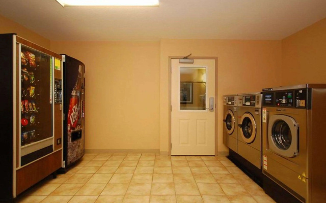 Suburban Studios Avondale