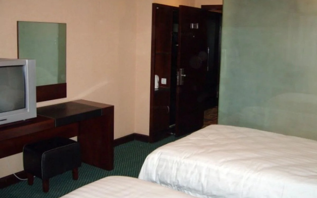 Longda Holiday Hotel
