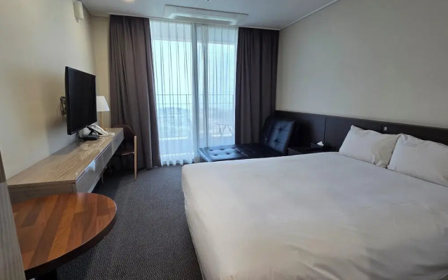 Riviera Hotel Yeongjong