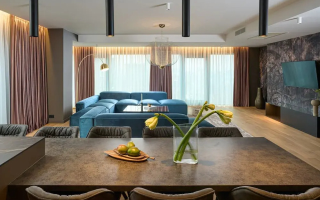 VISIONAPARTMENTS Nicolae Caramfil