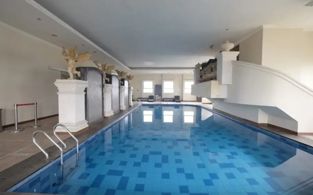 Modern and Gorgeous 1BR The Boulevard Apartment