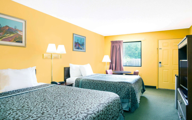 Days Inn by Wyndham Camilla