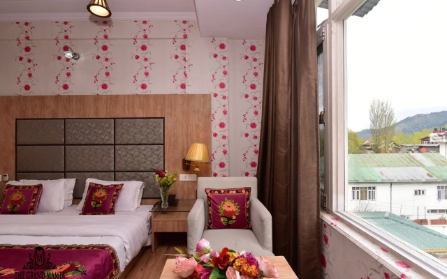 Hotel The Grand Mamta