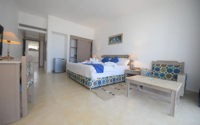 Queen Sharm Resort
