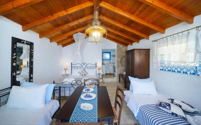 Agyrovoli Bungalow