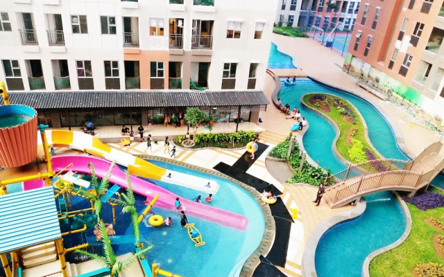Transpark Juanda Bekasi by 21 Room