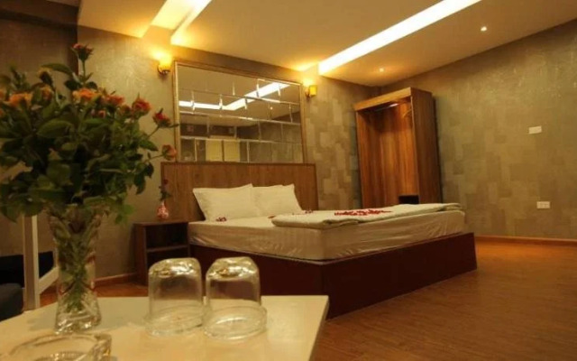 TH Hotel