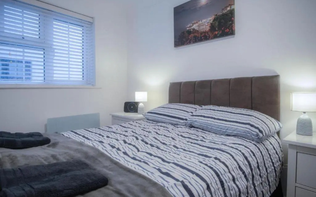 Castle Cove - 1 Bedroom Apartment - Tenby