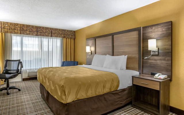 Quality Inn & Suites - Greensboro-High Point
