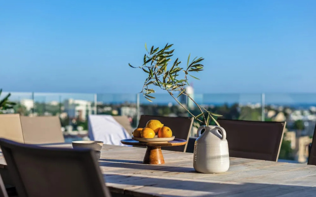 Sanders Olive Shared Pool Apartments