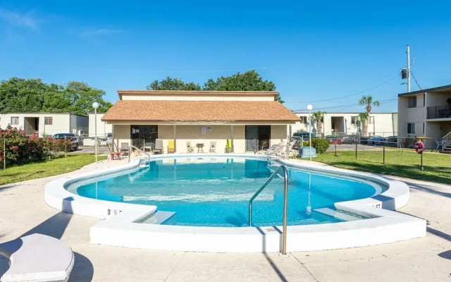 Sea Palm 2b 2 Bedroom Condo