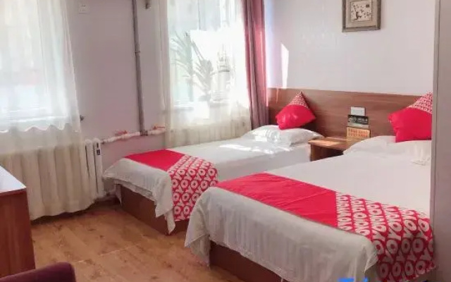 Hongfu Fashion Theme Hotel (Harbin Central Street)