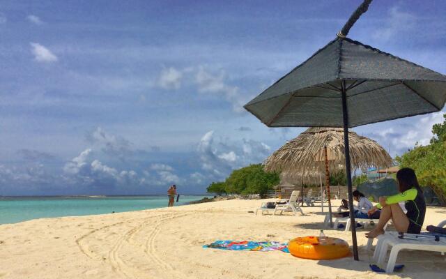 Gurus Maldives at Gulhi Island 2