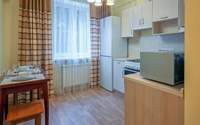 Lux Apartments metro Park Kultury