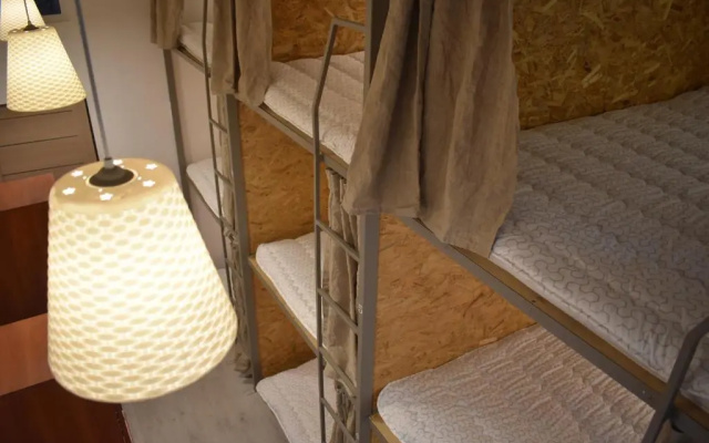 Sleep Studio Hostel
