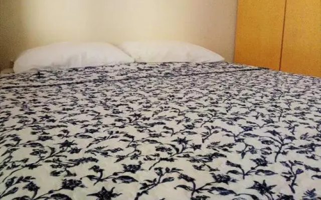 Ebenezer Hostel Suites