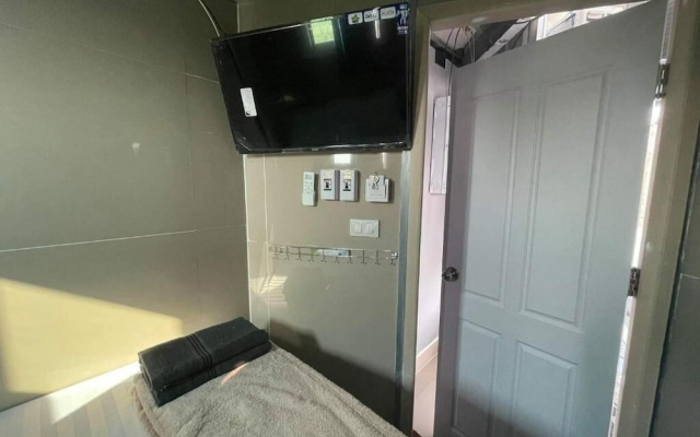Charinsup Pinklao hotel