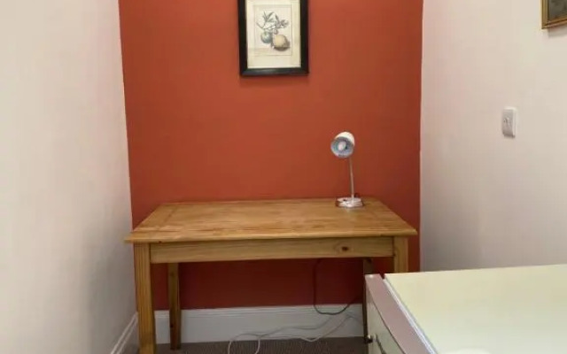 Victorian Police Station - flexible suite, self contained