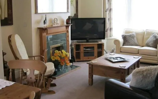 Twizzle Cottage
