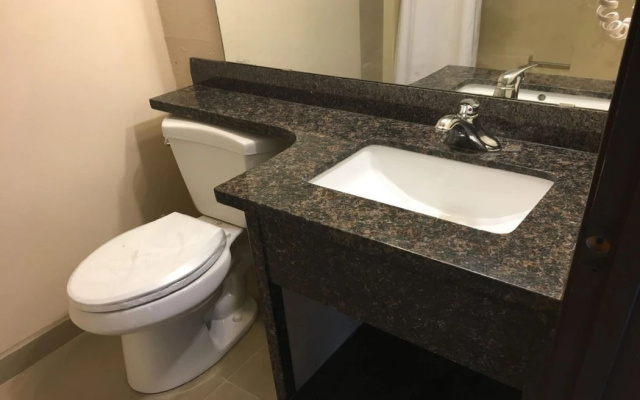 North Star Inn & Suites