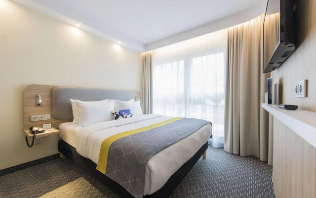Holiday Inn Express Warsaw - Mokotow by IHG